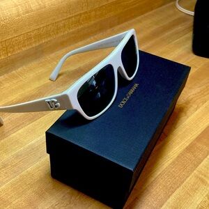 Authentic Dolce & Gabbana men’s sunglasses (0DG4455)-white